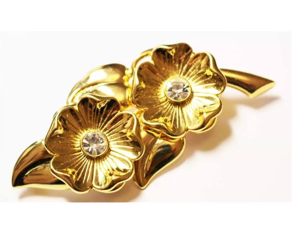 PREMIER Golden Leaf Brooch and interlocking Flower Earrings, Signed Vintage Floral Jewelry Set