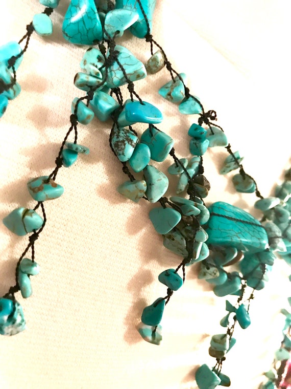 Artsy Handmade Turquoise Blue Pollished Stone on Black Thread Dangly Drippy 90s Boho Glamour Grunge Funky Nakamol Statement Necklace