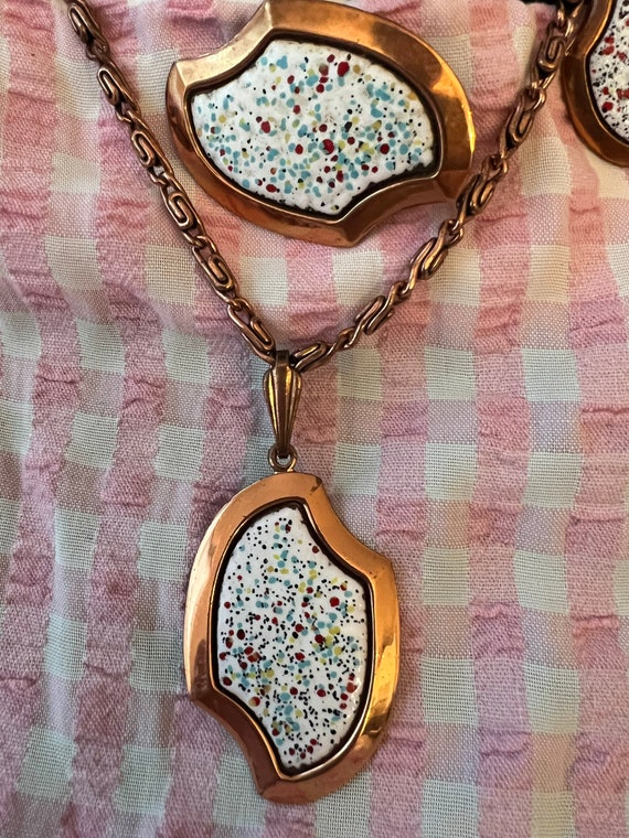 Mid Century Speckled Enamel Copper Jewelry Set, A… - image 9