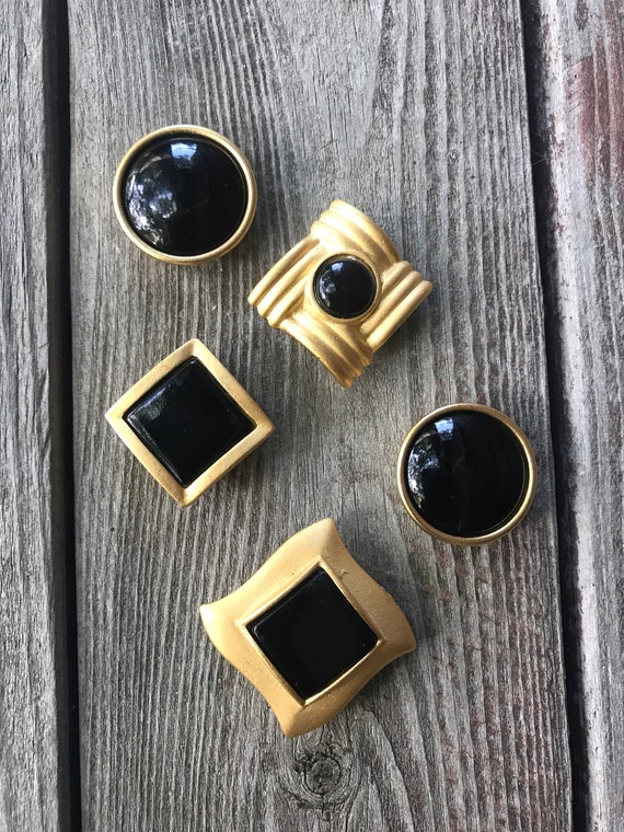 New Wave Button Covers, exquisite Black Lacquer & Matte Goldtone 80s Art Deco Modernist Hipster New Wave Fashionista Chic Accessories