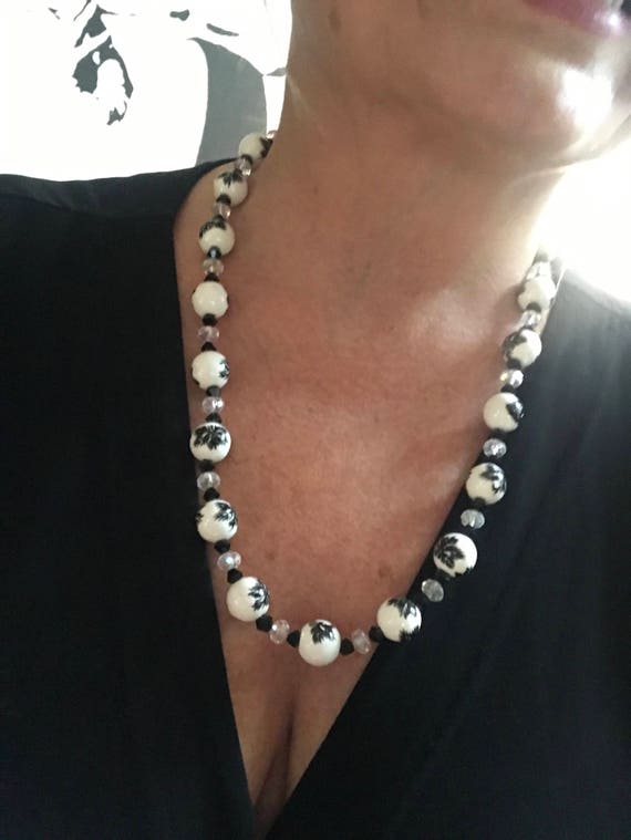 Elegant Black and White Crystal & Art Glass Beaded