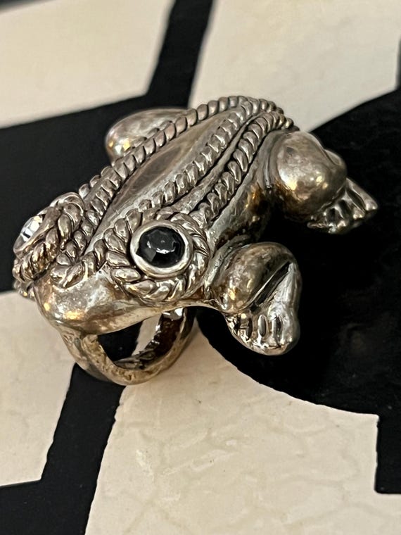 Vintage Frog Brooch Pendant, 80s Puffy Southwestern Style Amphibian Lapel Pin with Bale for Necklace, Scarf or Bolo Tie