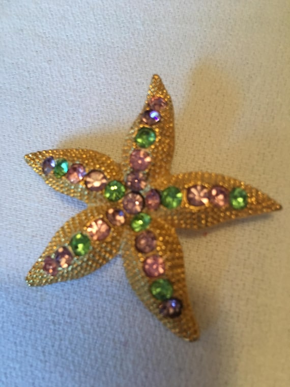 Fancy Starfish Vintage Brooch, Golden Tropicaly Sea Creature encrusted / pastel Purple Green & Pink Rhinestones, lapel Pin, Resort Jewelry