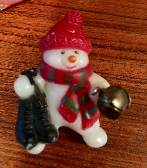 Vintage Christmas merry snowman pin comes gift bagged w/ribbon, cheerful festive cute & precious vintage gift