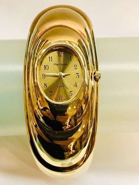 Amazing Golden Oleg Cassini Bracelet Watch Still Keeps Great Time & Looks Even Better!