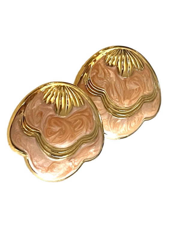 Art Deco Wings Statement Earrings, 80s Glamour Jewelry, Black Enamel on Shiny Golden Scallop Shell Fan Vintage Clip ons
