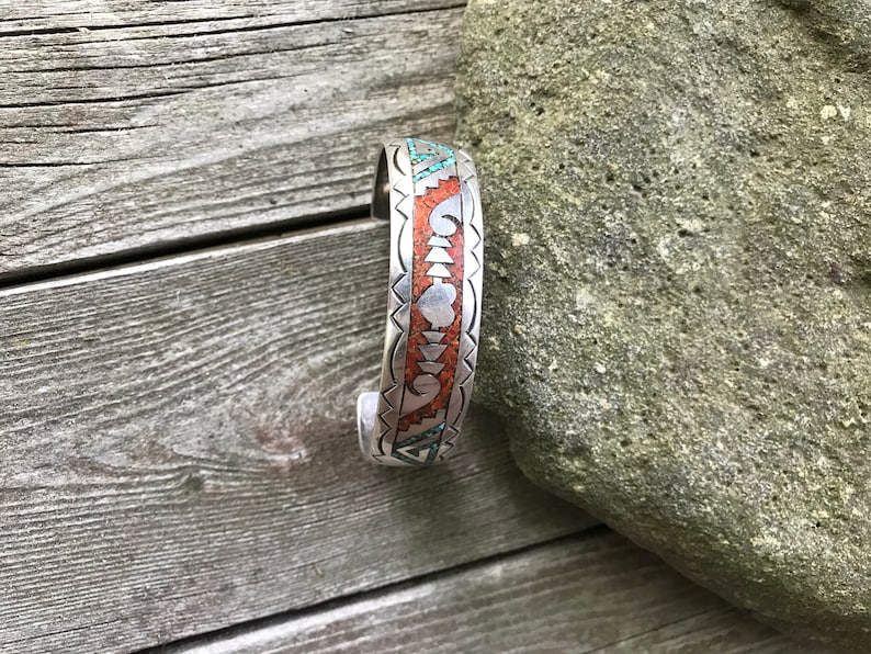 Native American Southwestern Chip Inlay Silver Heart Cuff Bracelet Signed G