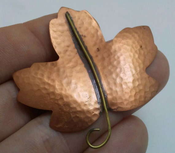 Hallmark Cards Signed Vintage hammered Copper style mid century Maple Leaf Brooch Pin