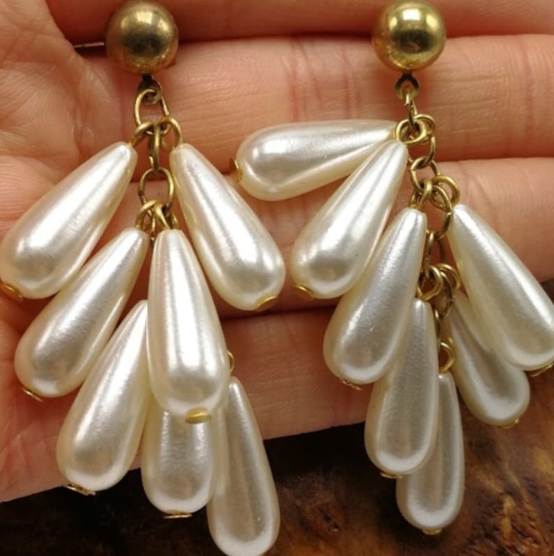 Vintage Pearl Teardrop Tassel Dangles Now Trending 90s Glamour Jewelry Statement Earrings