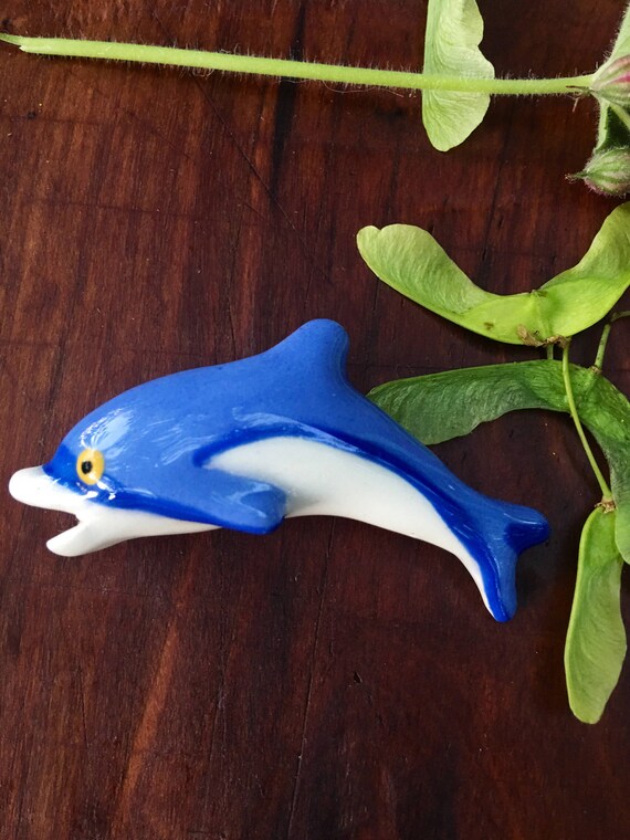 Vintage Porcelain Ceramic Blue & White Fish Lapel Pin, Dophin ? whale ? Awesome 80s Pin for your jeans jacket -POP colectible pin