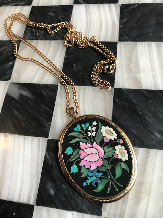 signed AVON Mid Century Big Navy Pink White & Aqua flowered matte Enamel fronted Goldtone Pendant Necklace