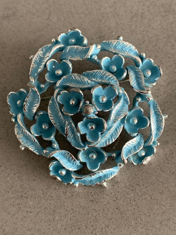 Sky Blue Floral Pin Signed BSK , Hollywood Regency Cottage Style Garland Wreath Vintage Brooch