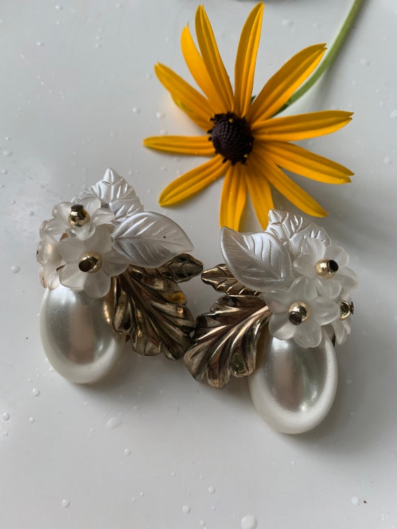 Dramatic Art Deco Floral Pearl Earrings, 50s Brida