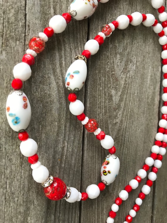 Romantic Japanese millefiori, Mid Century Red & White Floral Art Glass Beaded Necklace Gift for Sweetheart