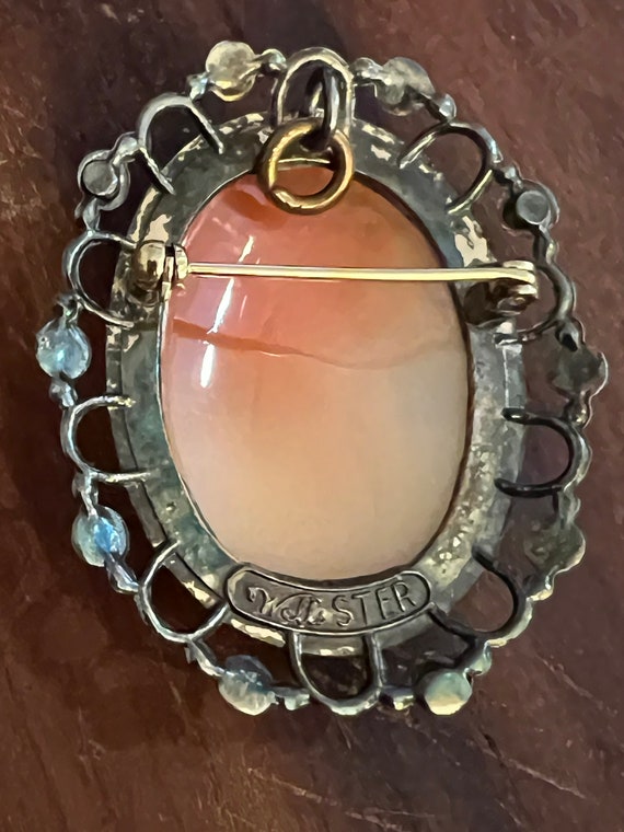 Vintage Carved Shell Cameo Brooch Pendant, Floral… - image 2