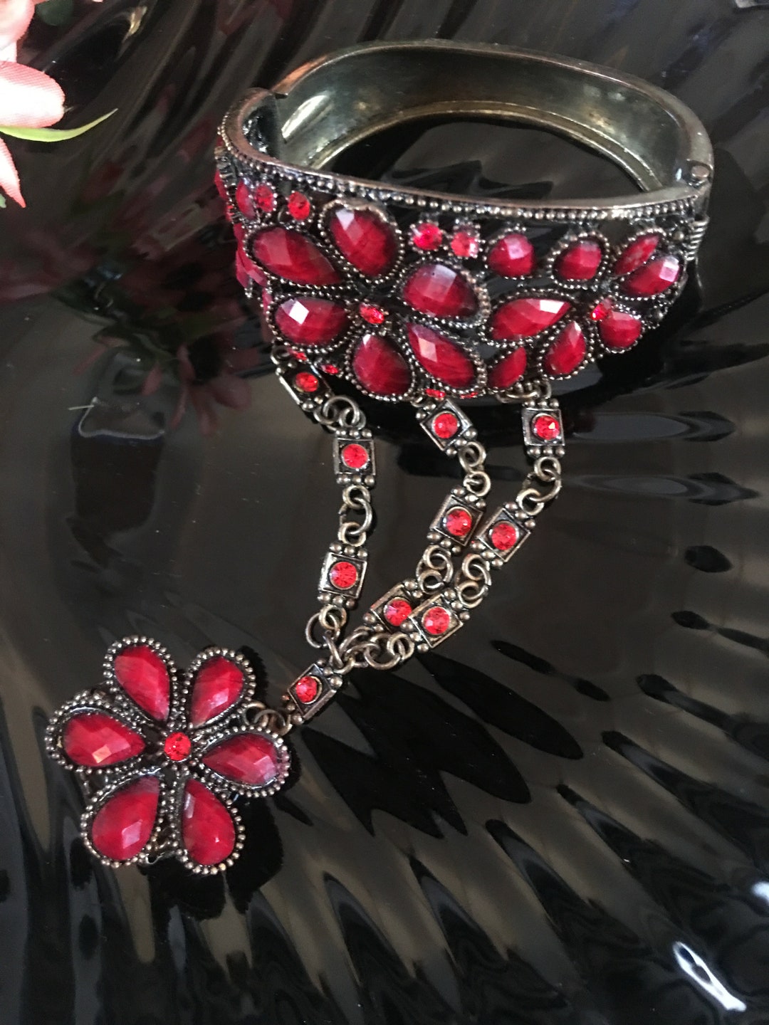 [韓国人気ジュエリー] [silver925] gem duo bracelet-red blue Red Lab Created Ruby Rhodium Over Brass Byzantine Bracelet