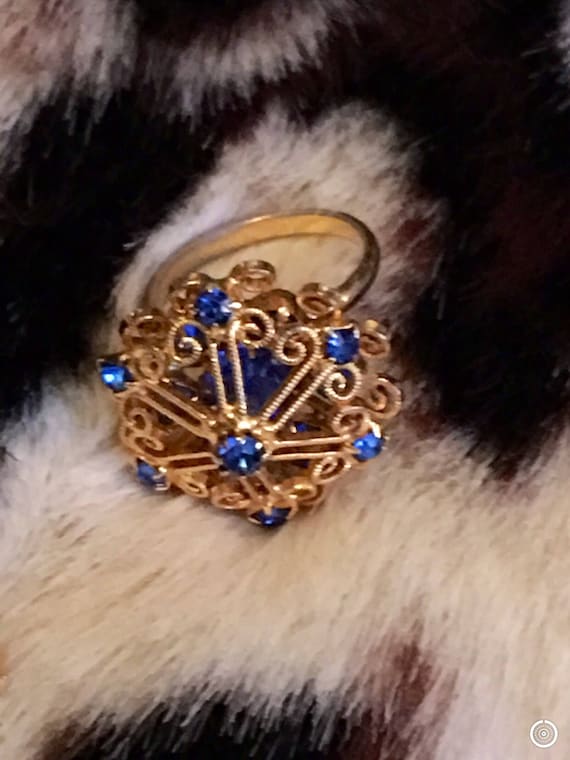 Vintage Filigree Dome Cocktail Ring with Sparkling Cobalt Blue Rhinestones, Adjustable Mid Century Costume Jewelry Statement Ring