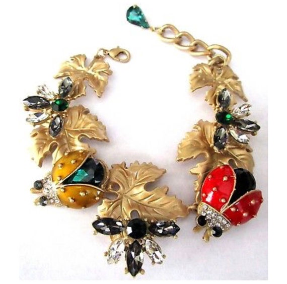 AMAZING Lady Bug & Bee Crystal Enamel Runway Charm Bracelet