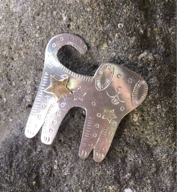 Super Cute Vintage Tooled Metal Silvertone With Goldtone Stars Doggie Dog Brooch Folkart Southerstern Style