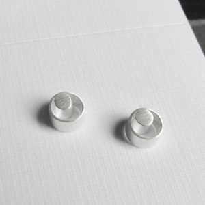 FAUNIA Sterling Silver Stud Earrings, Geometric Earrings, Circle in Circle Stud Earrings, Minimalist Jewelry image 4