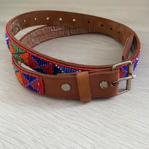 Vintage 1990’s Aztec Beaded South Western Men’s Leather Belt Size XL