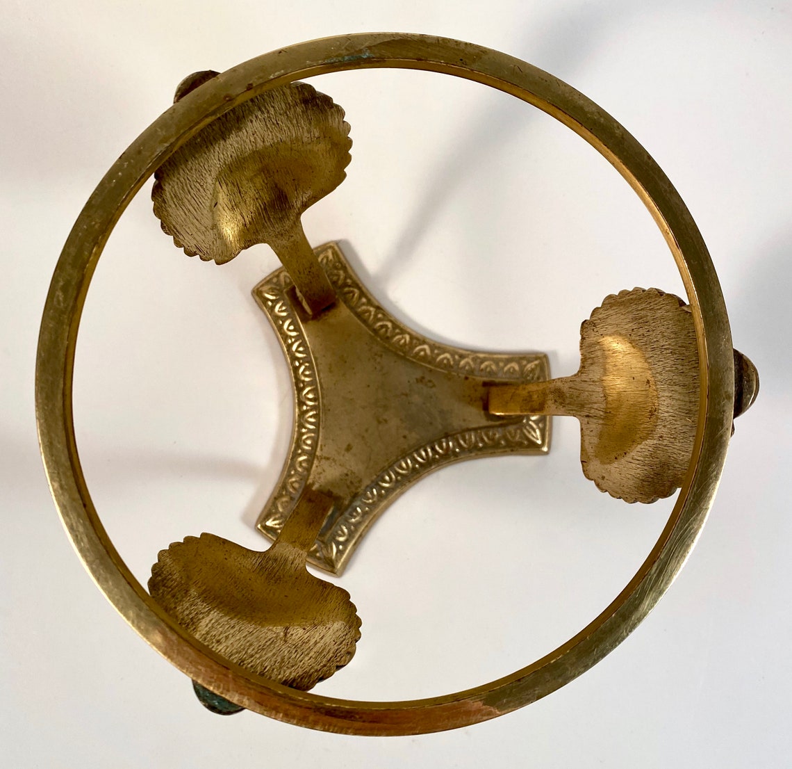 Vintage Gold Round Pedestal Display Stand Large Triple Leg Etsy