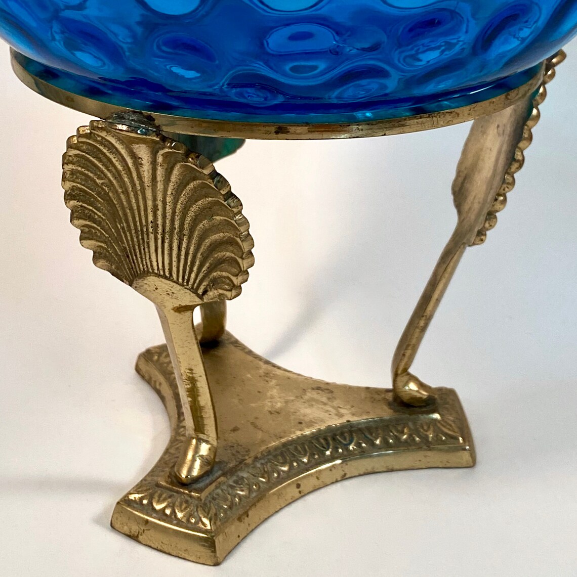 Vintage Gold Round Pedestal Display Stand Large Triple Leg Etsy