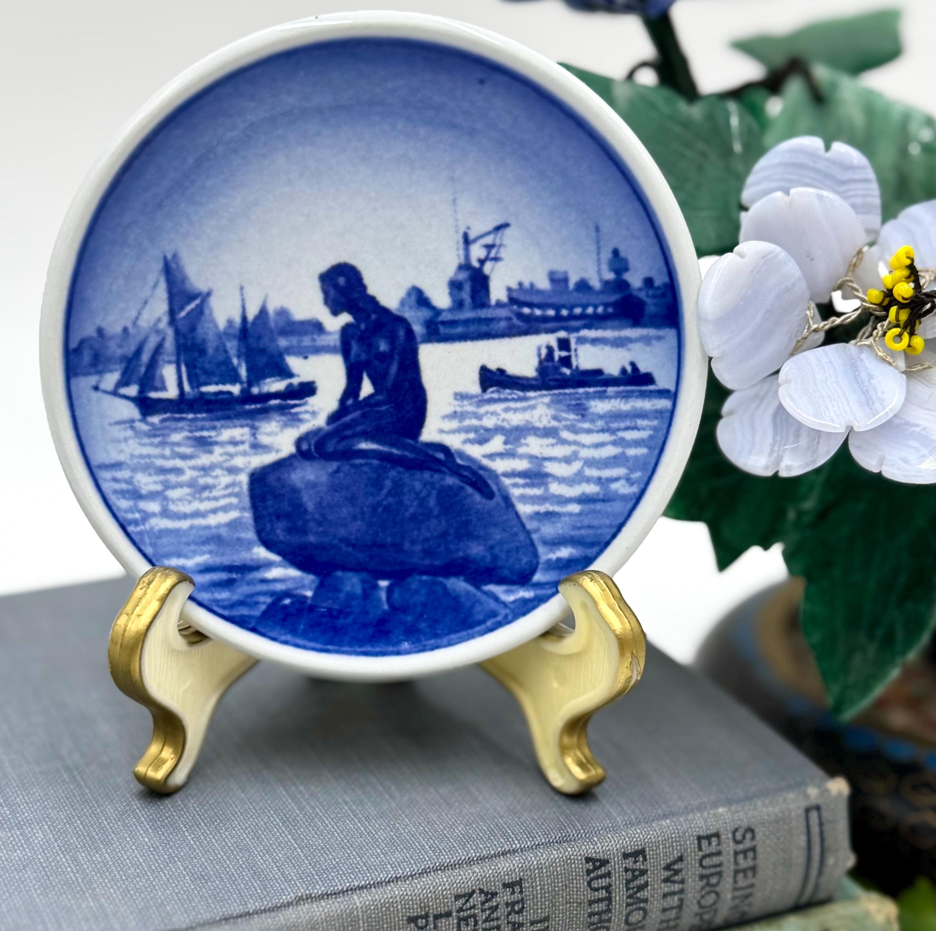 Royal Copenhagen Langelinie Mermaid Collectible Mini Plate #2-2010