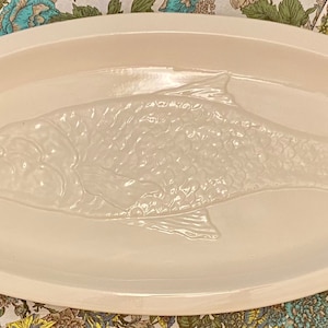 Vintage Ceramic Pottery Platter | Raised Fish Design | Oval Platter for Dining or Decor | Italian Pottery Fish Platter | White Glaze Tray