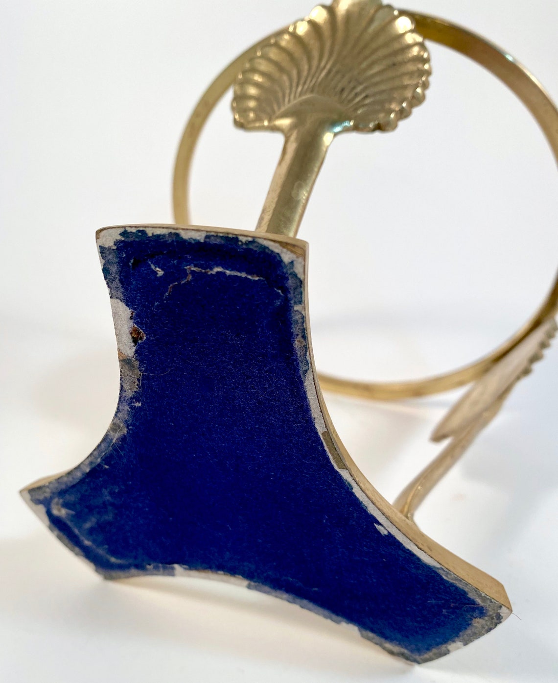 Vintage Gold Round Pedestal Display Stand Large Triple Leg Etsy