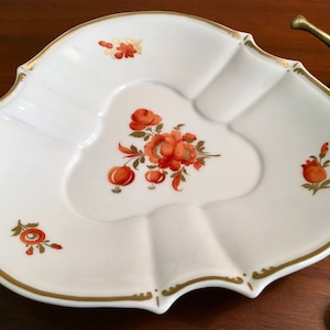Beautiful Nymphenburg Porcelain Dish Plate Bavarian German Porcelain Rounded Triangular Plate Red-Orange Floral Design Gold Trim
