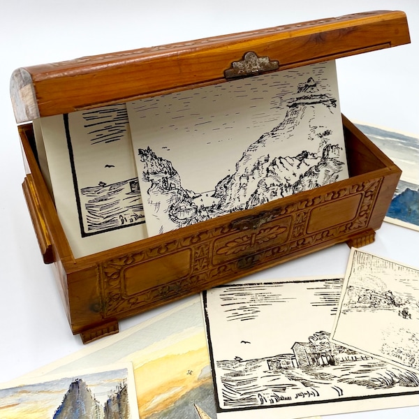 Vintage Cedar Storage Box | Carved Cedar Box | Hinged Lid | Duck Decor | Decoupaged Wooden Dresser Box | Hunting Camp Cabin Lodge