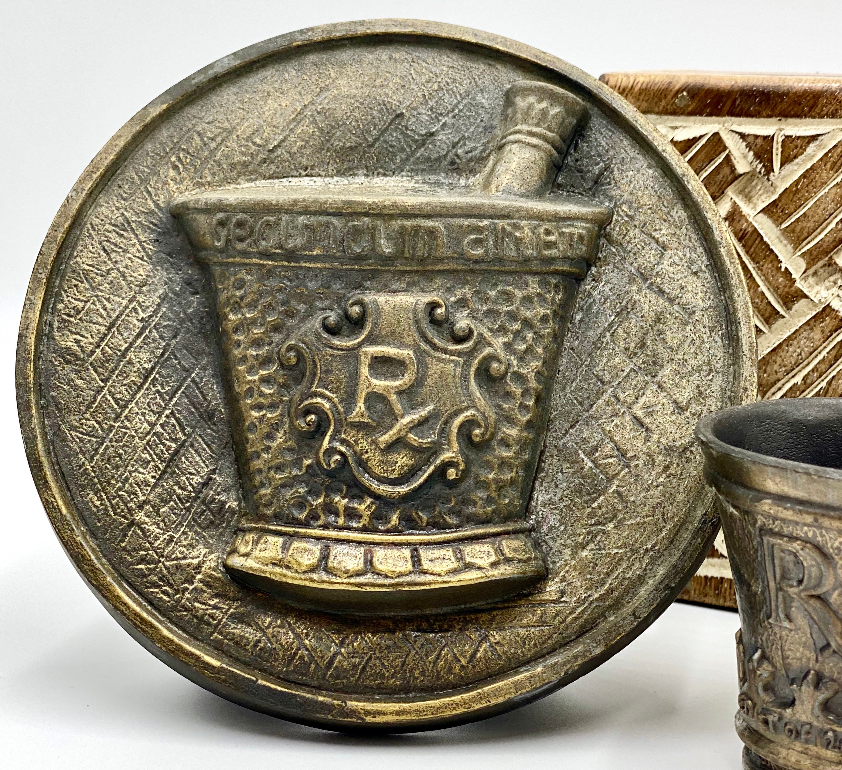 Vintage Metal Mortar and Pestle Mortar and Pestle Plaque | Etsy