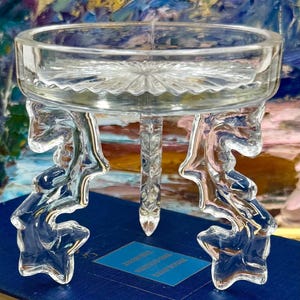 Vintage Heavy Glass Round Triple Seahorse Pedestal Display Stand | Manhattan Pressed Glass Stand | Candleholder Objet d'Art Display Stand