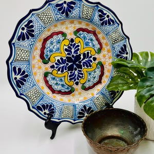 Vintage Talavera de Puebla Plate | Painted Pottery Plate | Brightly Painted Folk Art Plate | Wall Hanging | Mexican Plate Decor