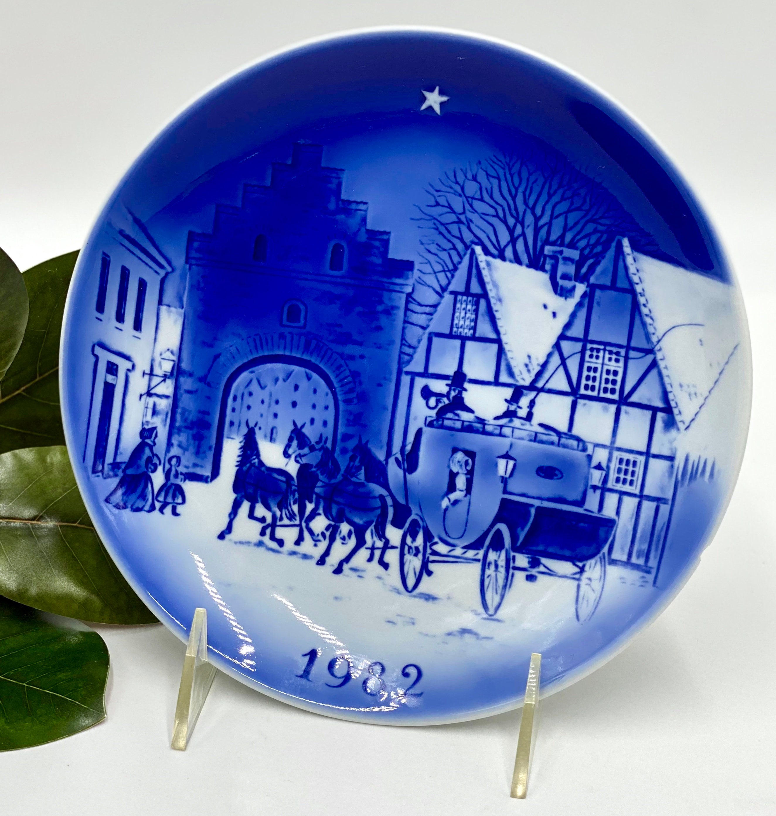 食器 DESIREE DENMARK OLD  BLUE 1987 Desiree Denmark Old Copenhagen Blue Christmas Porcelain