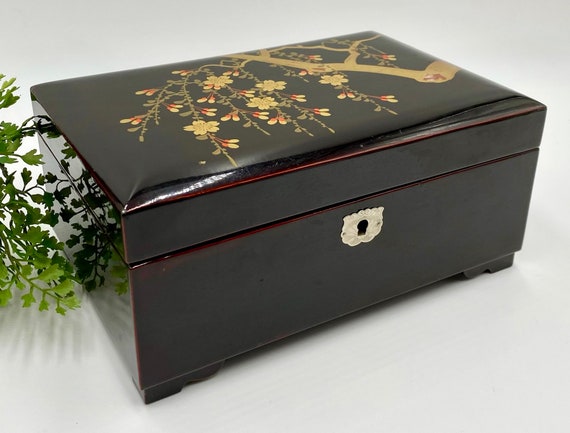 LACQUER JEWELLERY BOX BLACK LACQUER JEWELLERY BOX BLACK