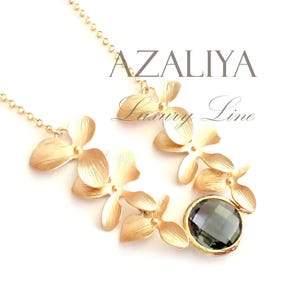 Handmade Necklace // Unique Gold Necklace // Bib Necklace // Flower Necklace // Crystal Necklace