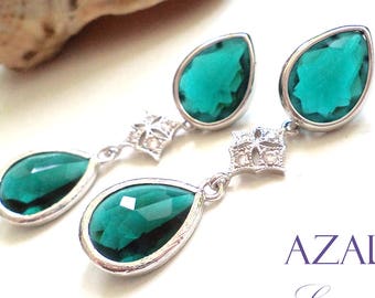 Emerald Green Chandeliers. Emerald Quartz Earrings with Cubic Zirconia Stars in Silver. Azaliya Luxury Line. Bridal, Prom Jewelry.