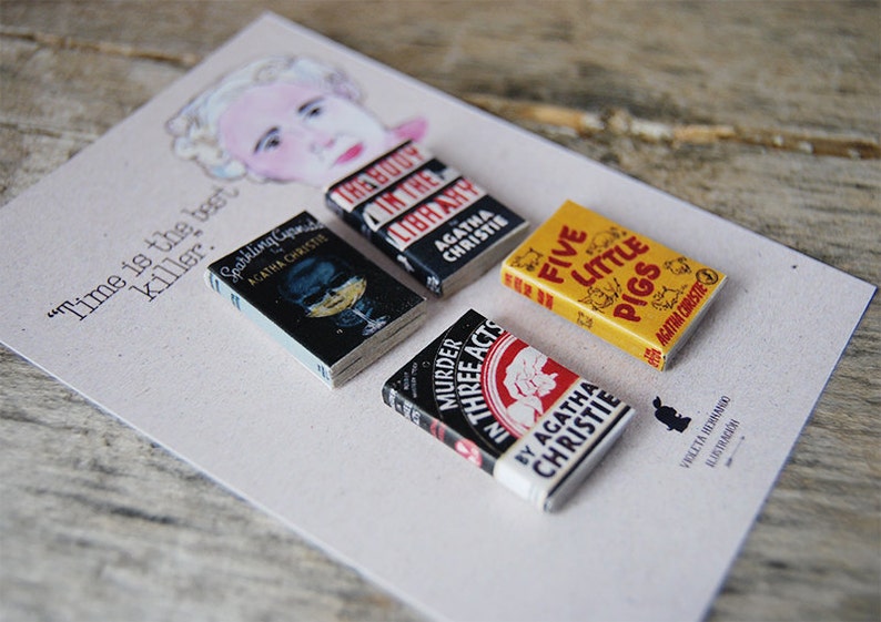 Agatha Christie's miniature book magnets set image 2