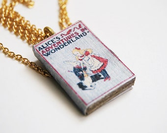 Alice in Wonderland's mini book necklace