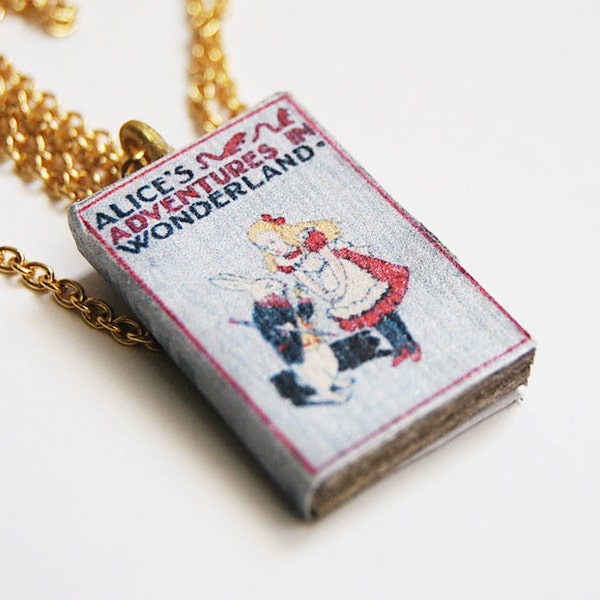 Alice in Wonderland's mini book necklace