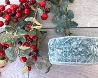 FAST GONE 2,5 &quot;x 20 Meter Designer Urlaub Weihnachten Herbst Halloween Luxus Samt Schleife Moody Blue Crushed