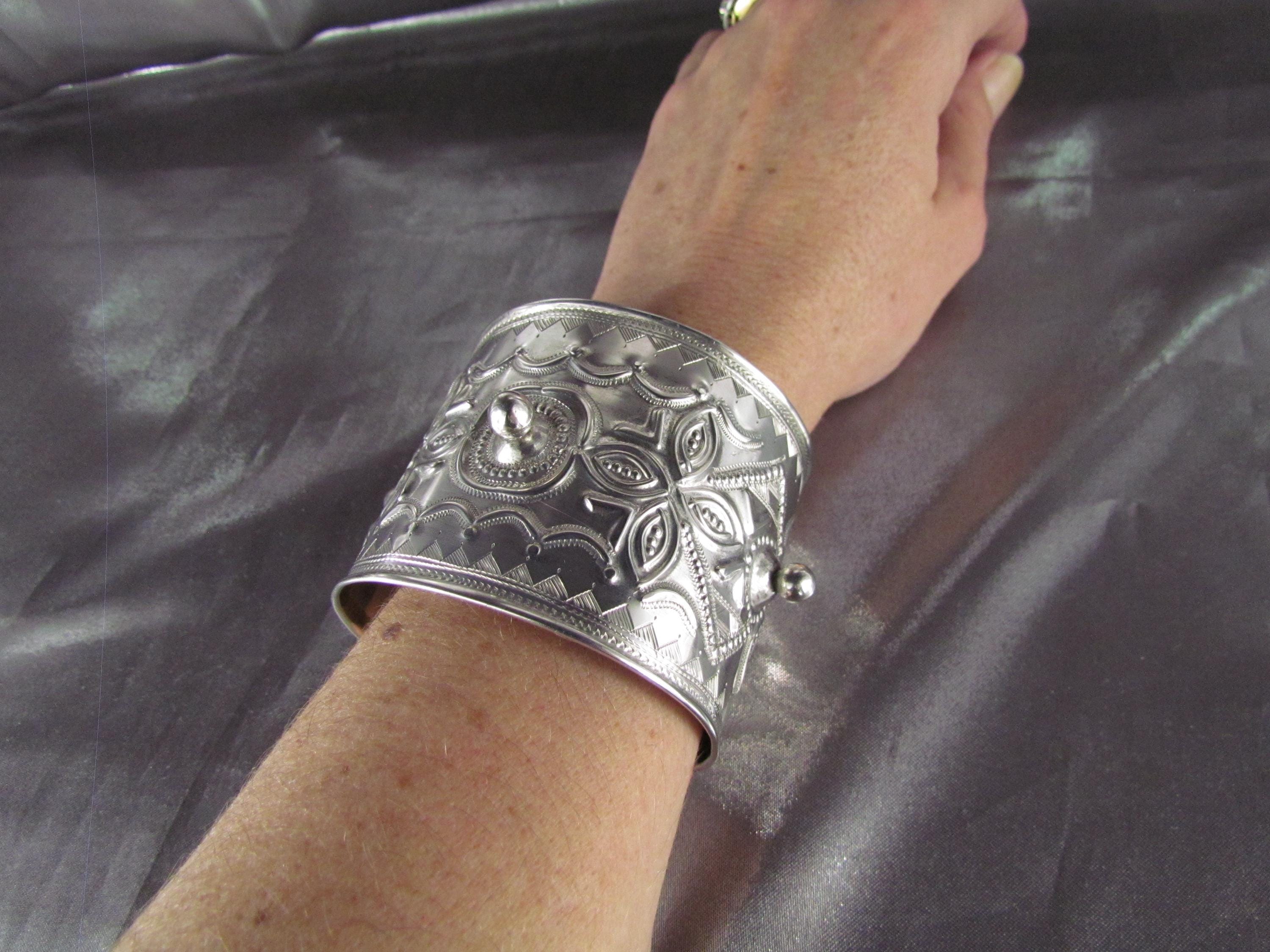 Tuareg Bangle, Antique Silver Tuareg Bracelet, Antique