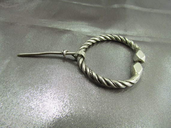 Antique Berber Fibula, Moroccan Brooch, Sterling … - image 2