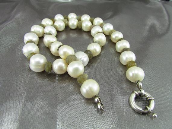 Baroque Pearl and Labradorite Necklace, Baroque Cu