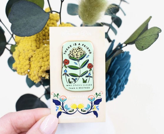 True Friends : Enamel Pin - JW Pioneer Gifts - JW Pins - JW Ministry …