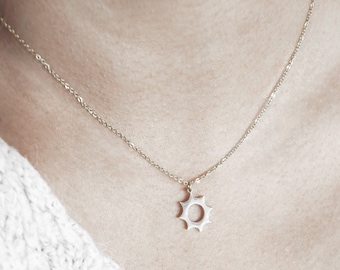 Sun Necklace, Open Circle, Silver Long Dainty Necklace, Minimalist Jewellery, Summer Gift, Zilver Ketting, Sense 8