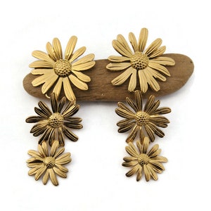 Oorbellen met gouden metalen bloemen, Clip-on oorbellen, Boho-stijl vergulde oorbellen