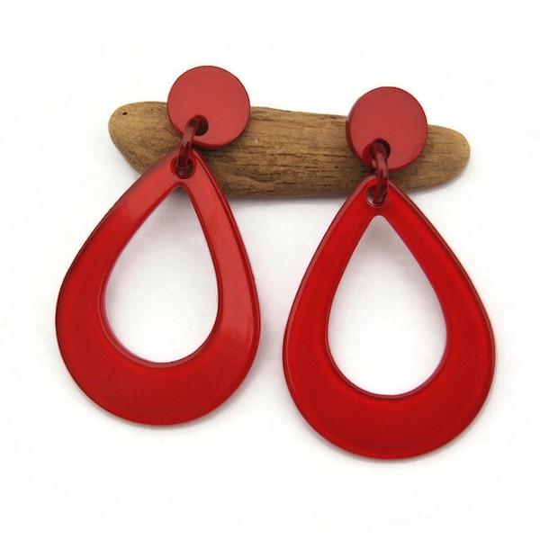 Boucles d'oreilles pendantes rouge, Clip d'oreille en résine, Boucles d'oreilles style vintage pour oreilles percées ou non percées